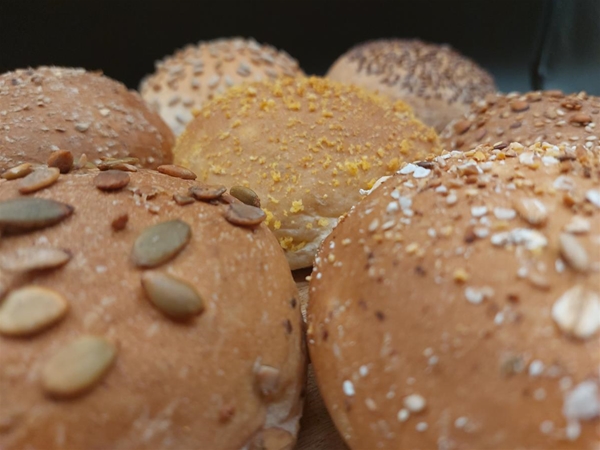 ALLE ZACHTE BROODJES